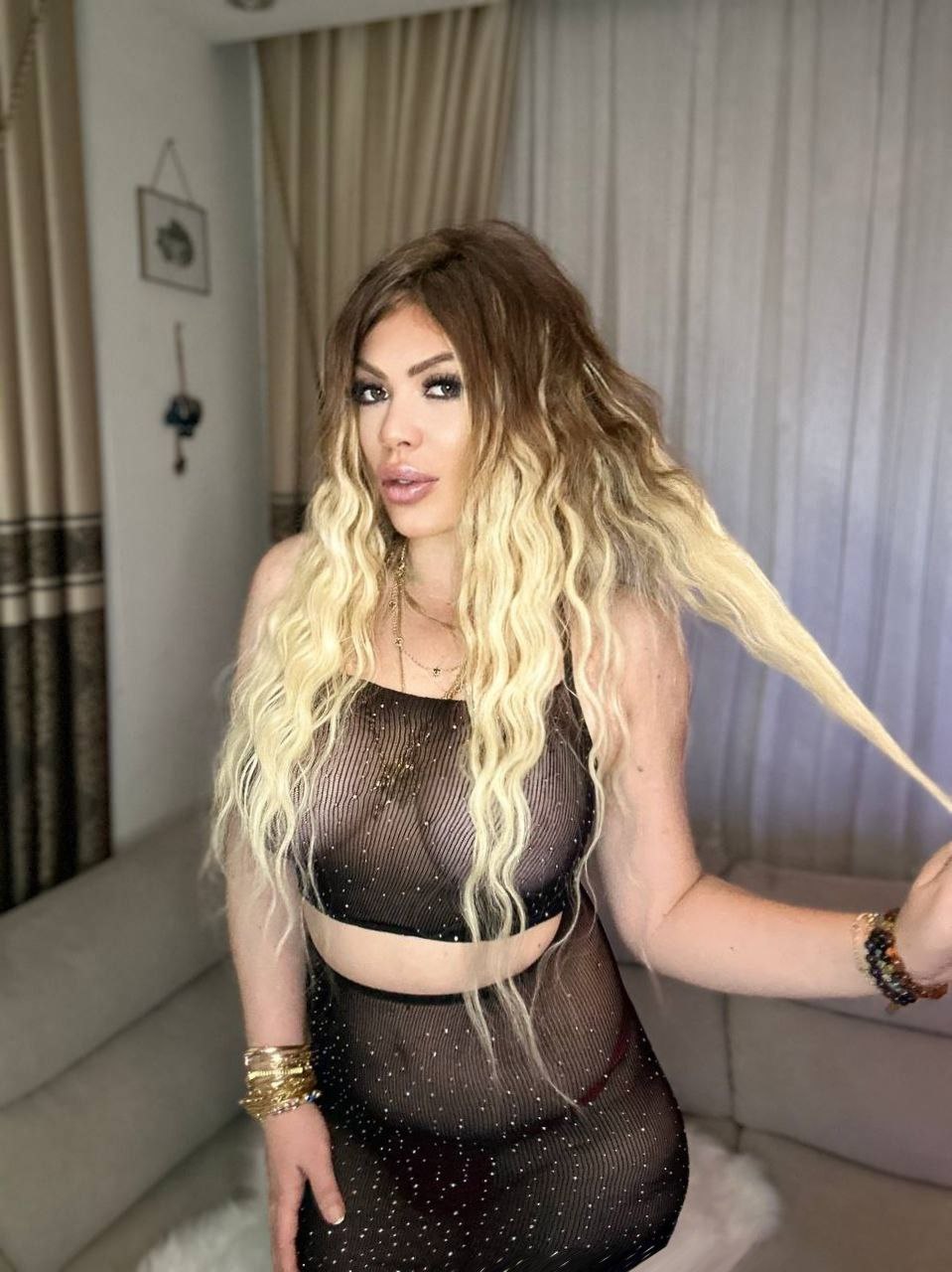 Adana Gerçek Resimli Seksi Sarışın Elit Escort HANDE - Image 37 Adana Gerçek Resimli Seksi Sarışın Elit Escort HANDE - Image 37