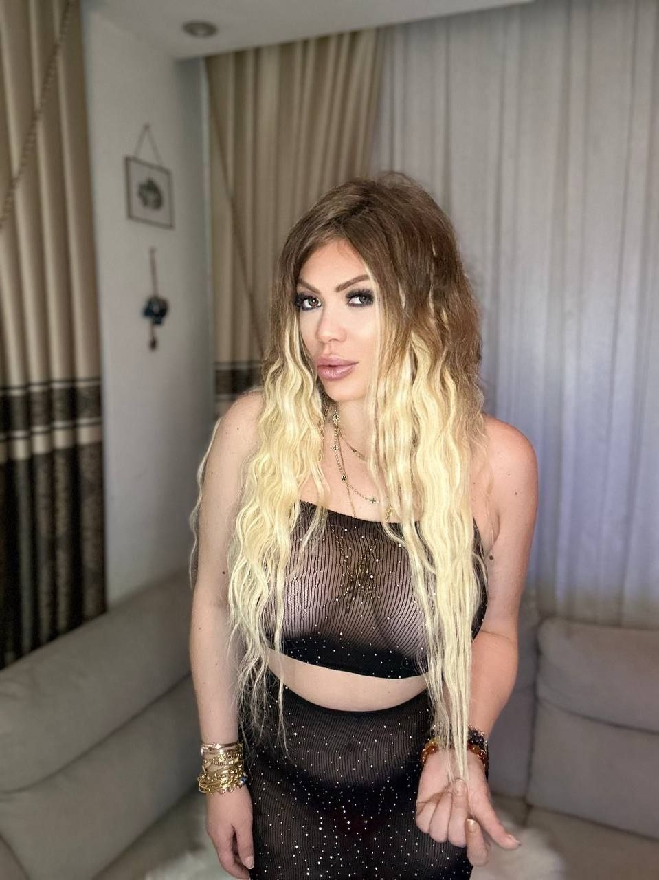 Adana Gerçek Resimli Seksi Sarışın Elit Escort HANDE - Image 38 Adana Gerçek Resimli Seksi Sarışın Elit Escort HANDE - Image 38