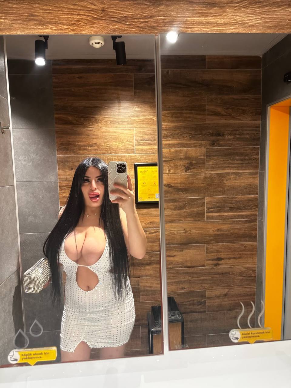 Adana Yeni Seksi Kaliteli Genç Bayan Escort ALVİNA - Image 1 Adana Yeni Seksi Kaliteli Genç Bayan Escort ALVİNA - Image 1