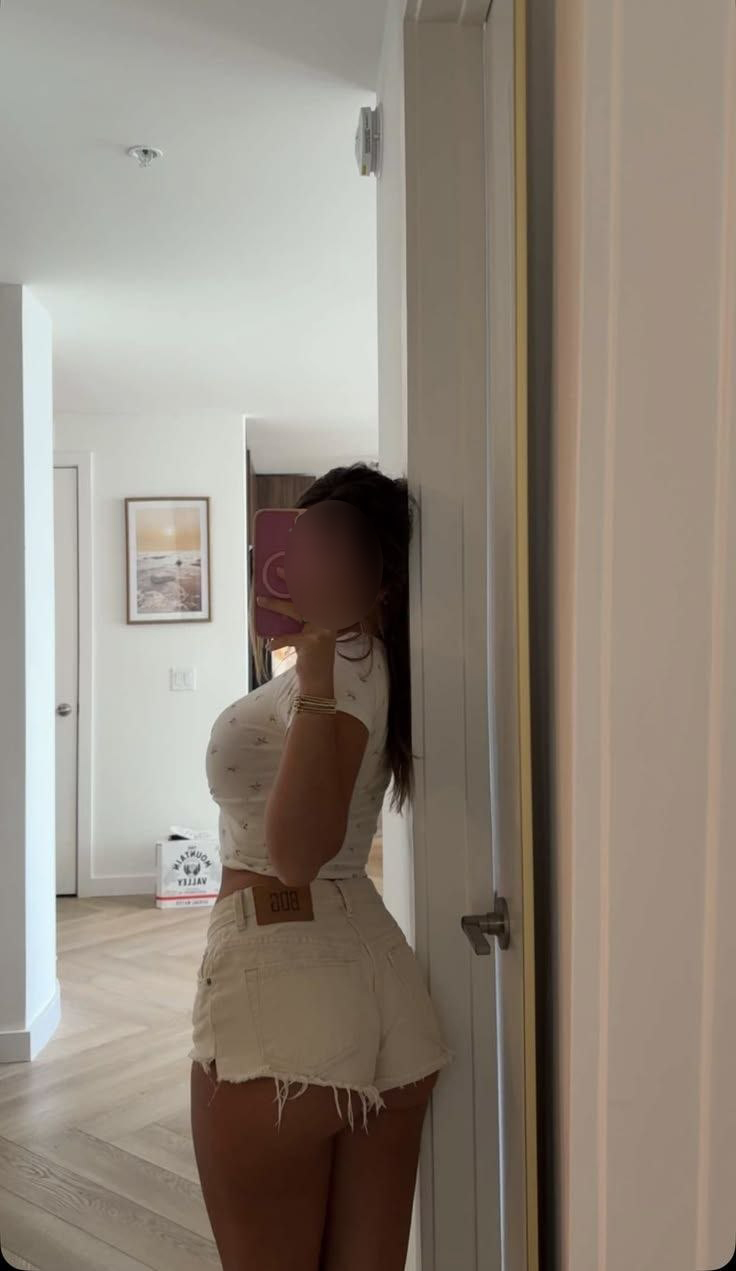 Adana Yeni Seksi Genç Bakımlı Kaliteli Çıtır Bayan Escort ESİN - Image 1 Adana Yeni Seksi Genç Bakımlı Kaliteli Çıtır Bayan Escort ESİN - Image 1